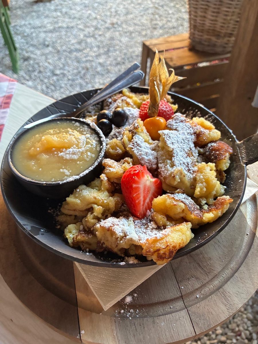 Hausgemachter Kaiserschmarrn